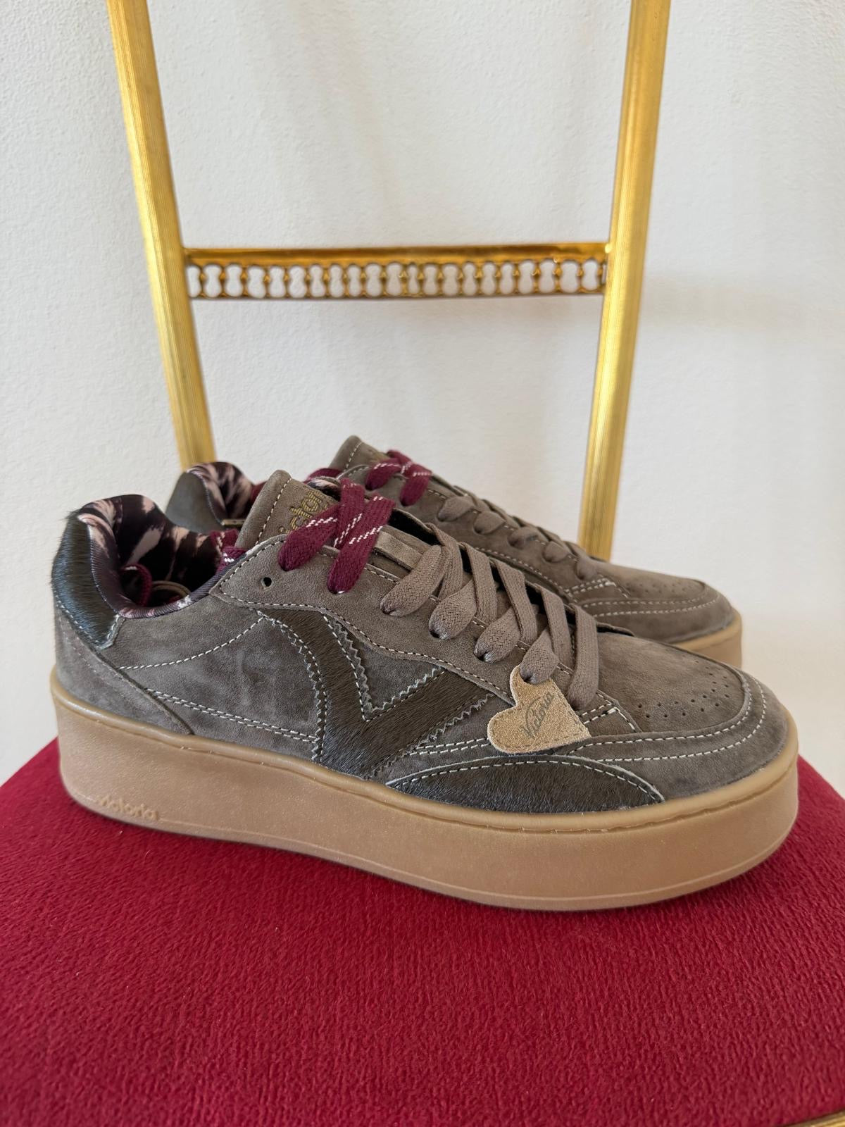Sneakers Victoria