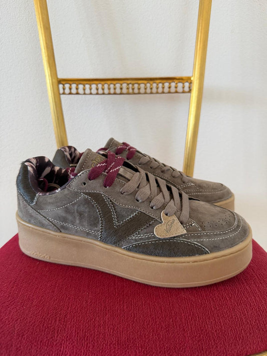 Sneakers Victoria